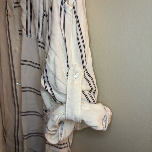 VENUS Women’s Button-down Long-sleeve Striped Blouse Size L - Picture 6 of 13